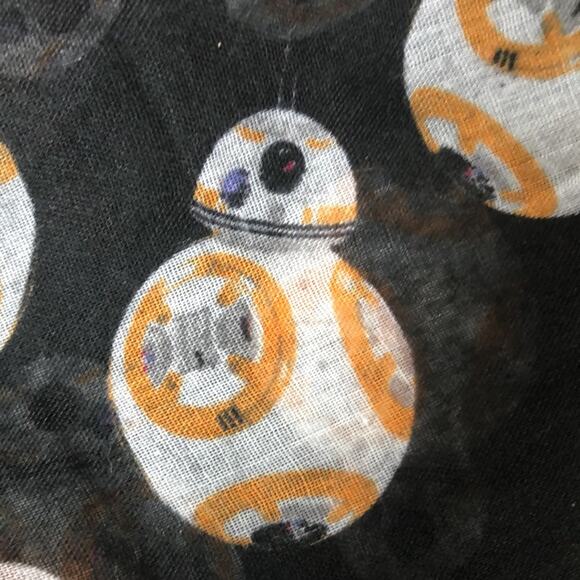 Fun BB8 Scarf Disney Star Wars - Picture 4 of 4